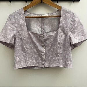 OAK + FORT Lavender Floral Button-Front Cropped Feminine Spring Top L